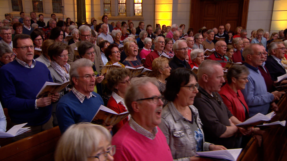 Luister Jezus Hij Is Koning Nederland Zingt