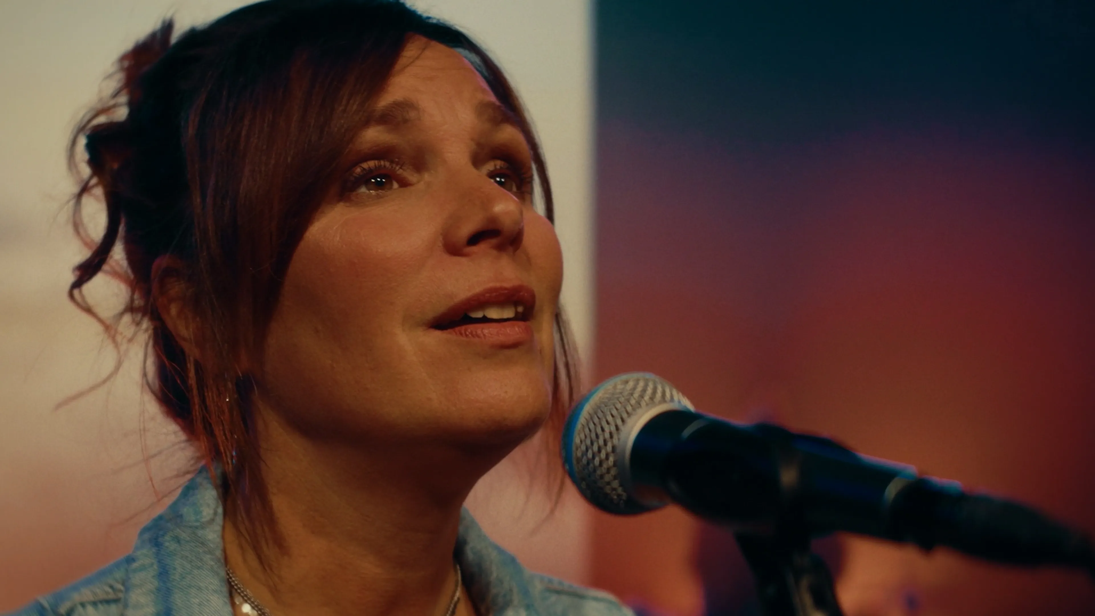 Nieuwe muziek van LEV: 'Hoe sterk ook de storm, ik vertouw U'