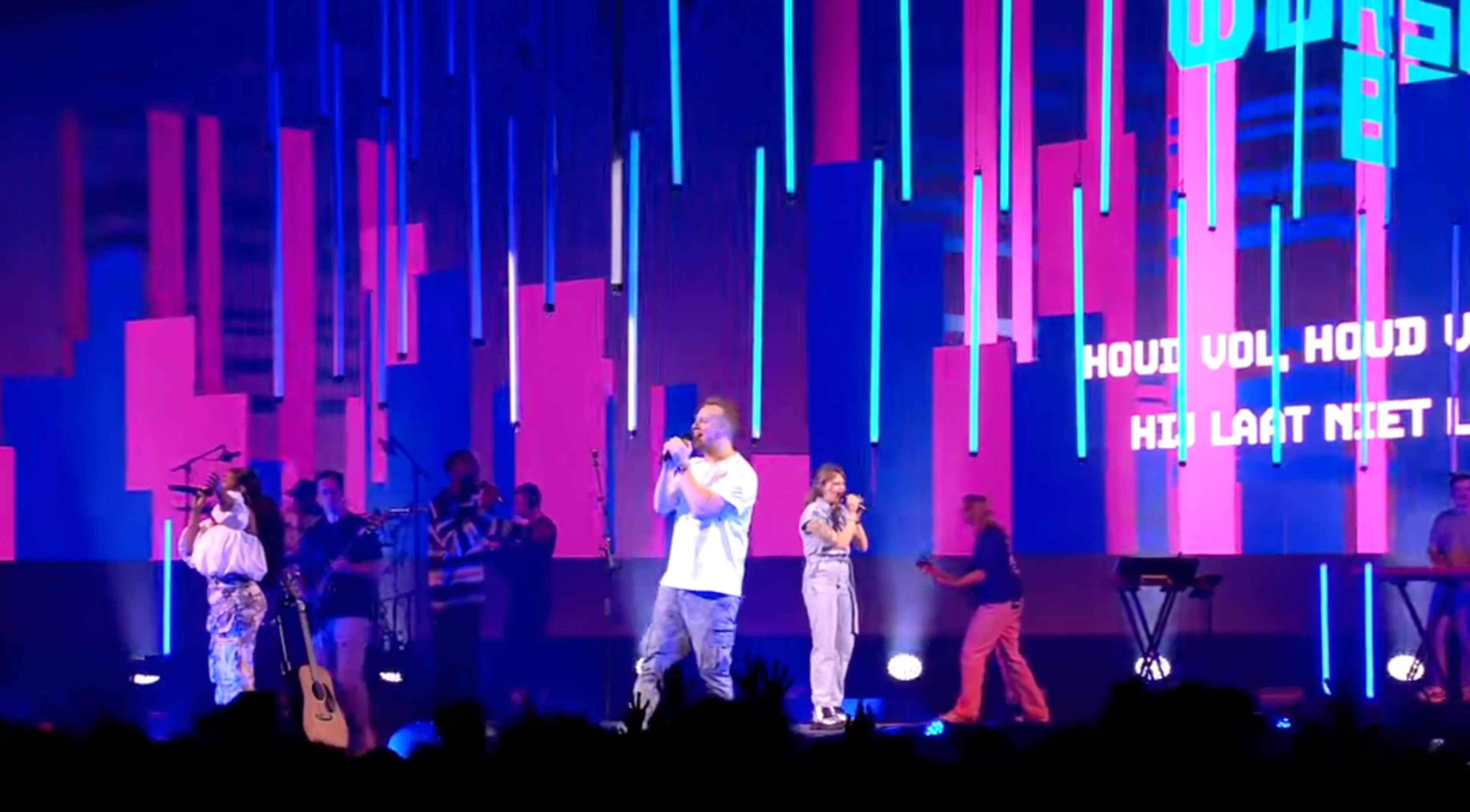 Jongeren zingen vol overtuiging op EO-Jongerendag: 'Jezus, U bent meer dan genoeg voor mij'