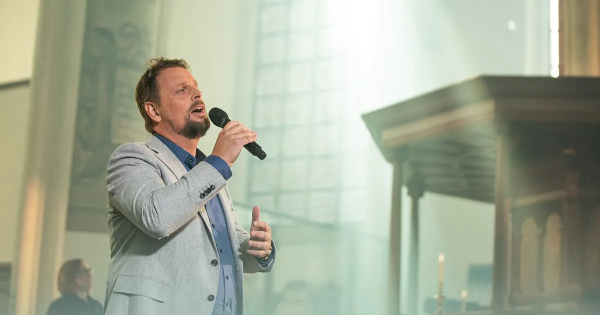 Lied van de week: Hij kent mijn naam - Nederland Zingt