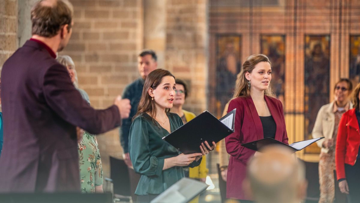 Een Jaar Lang Oorlog In Oekraïne: Geef Vrede, Heer - Nederland Zingt