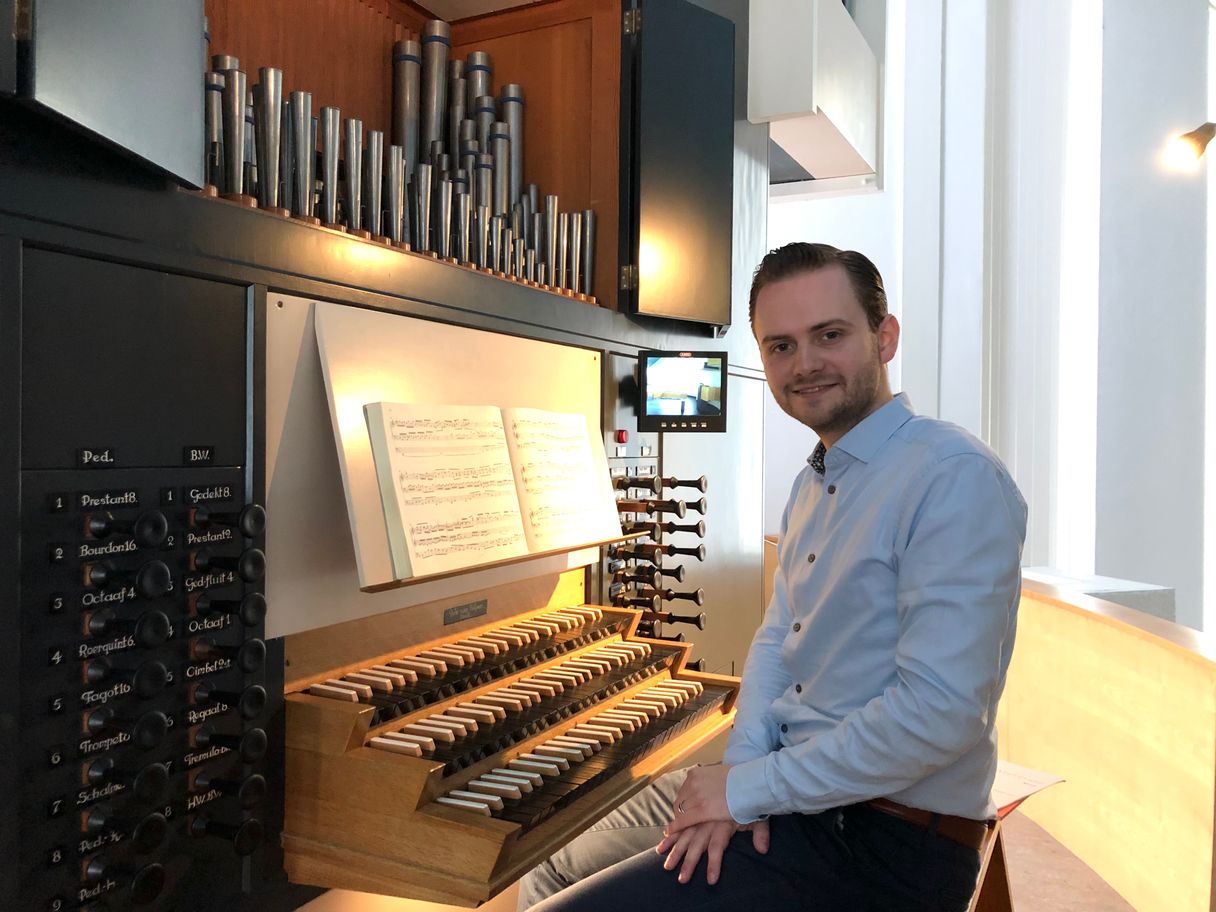 Organist Rik Melissant: ‘Hoe groter het orgel, hoe leuker ik het vind’