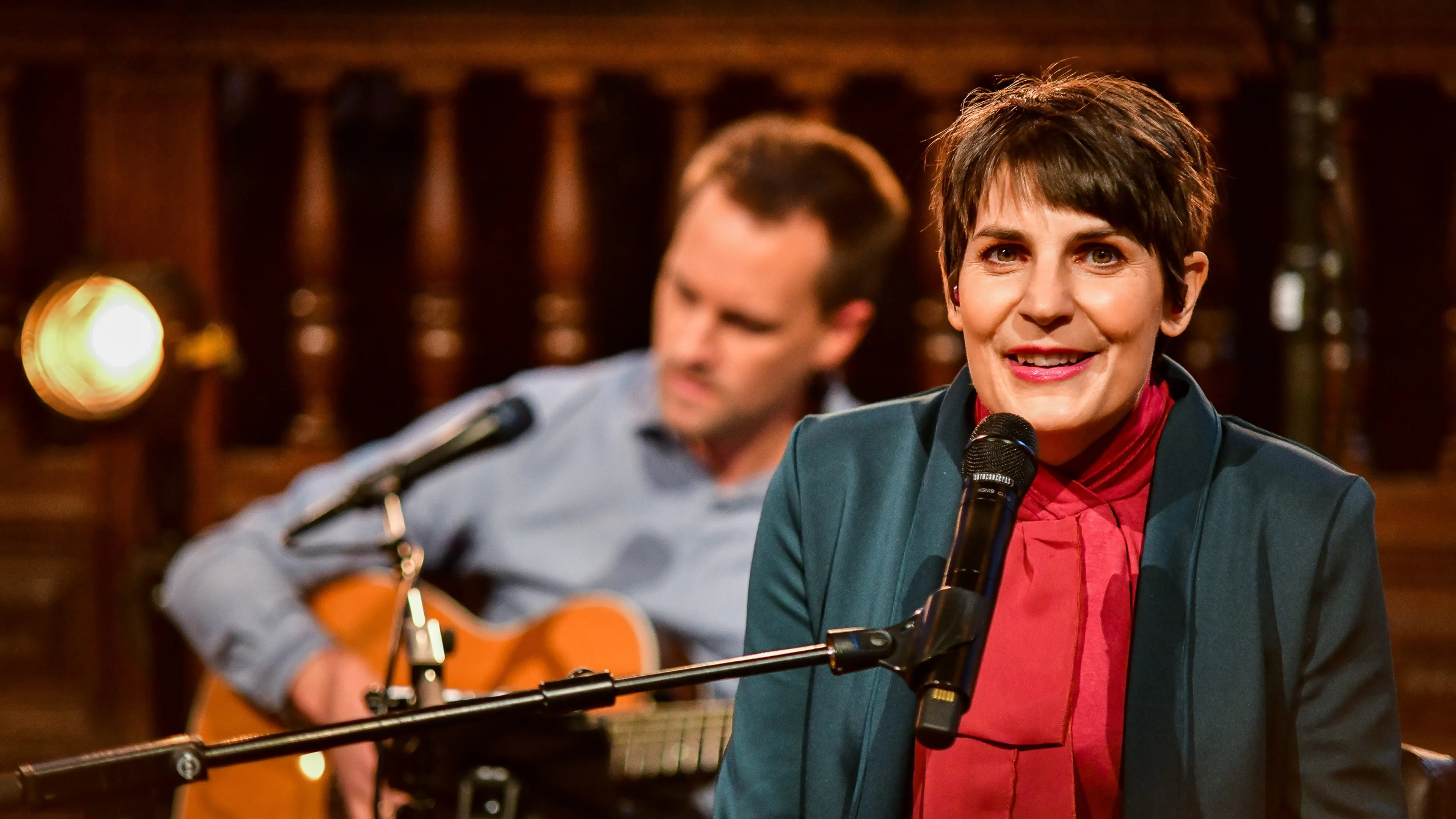 Dit is onze top 5 van liederen gezongen door vrouwen | Wat is jouw favoriet?