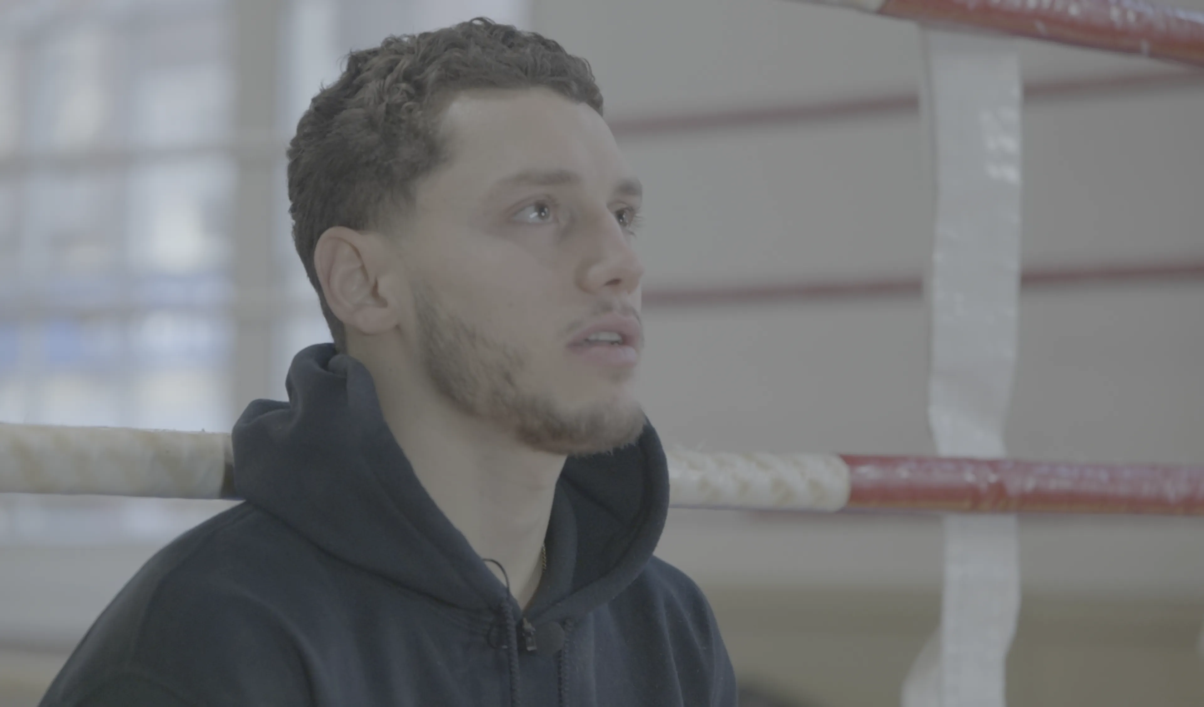 Adriaan leerde een belangrijke les van zijn oma: 'Vouw je handen als je verdwaald bent'