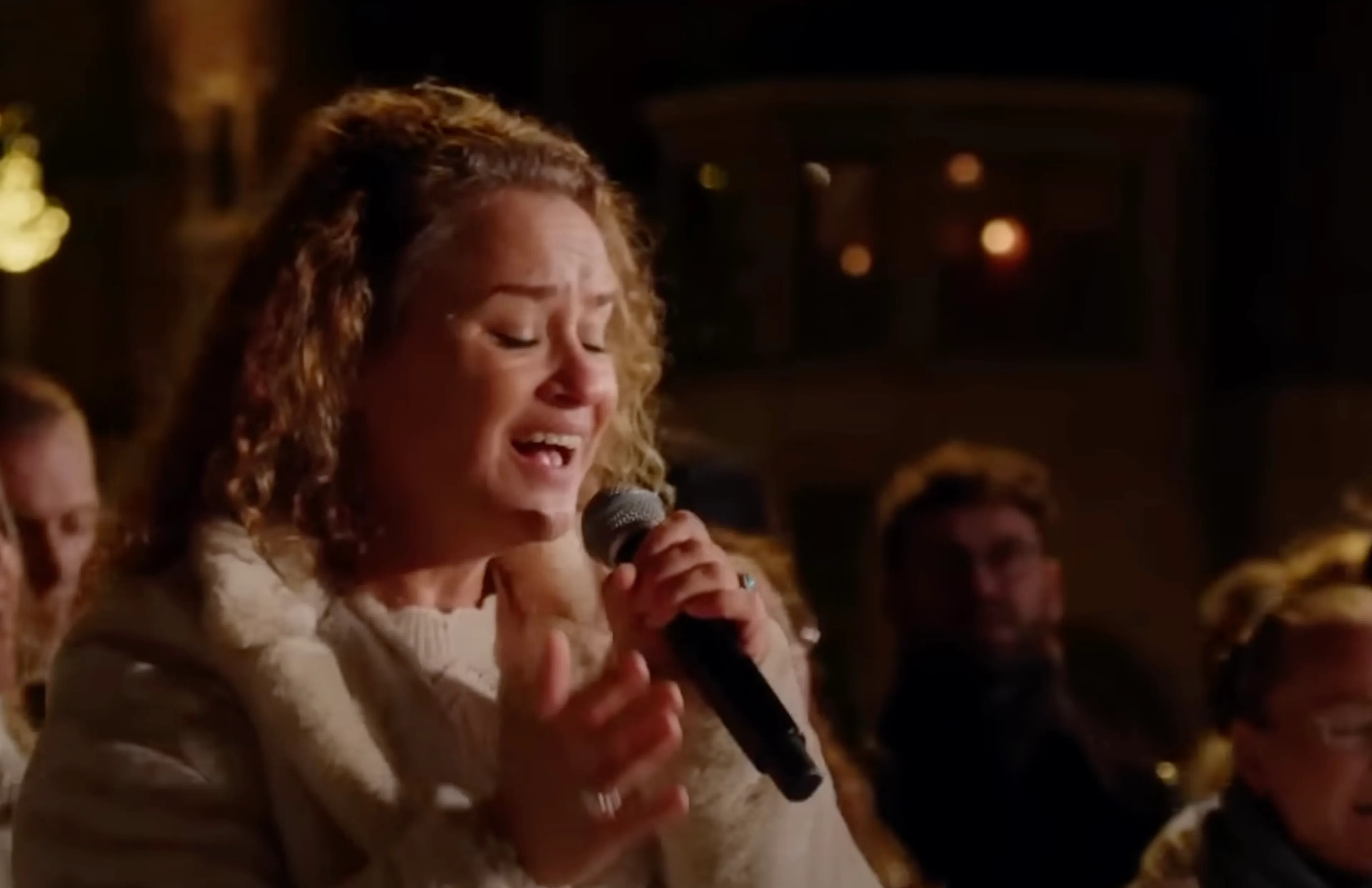 Kippenvel! Zingen voor vrede op de Dam in Amsterdam