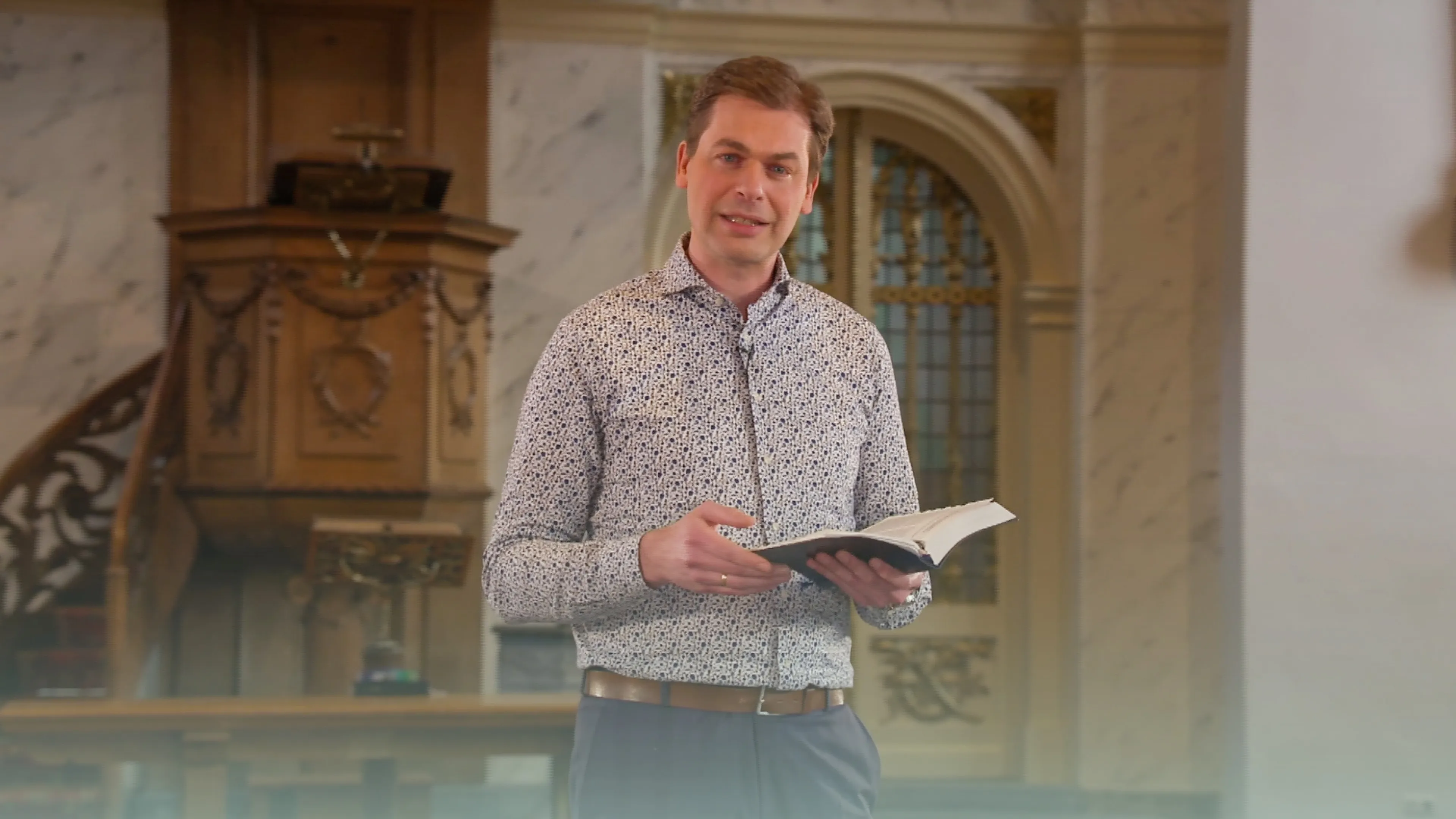 Pinksteren wijst op Gods geest die ons erbovenuit tilt: beluister de bemoedigende overdenking van Albert-Jan Treur