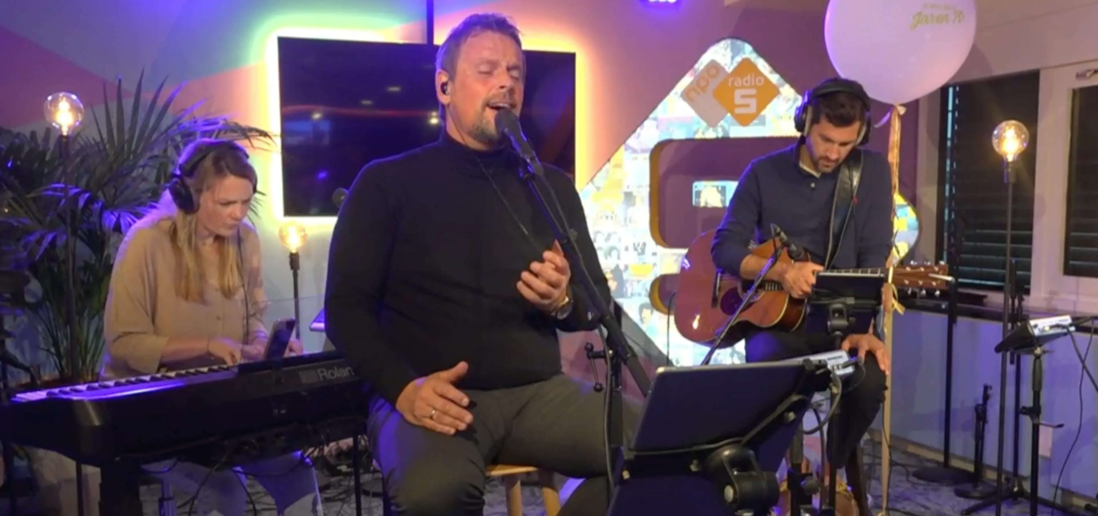 Wauw! Geniet van Lucas Kramer met het lied 'Kom maar bij Mij'