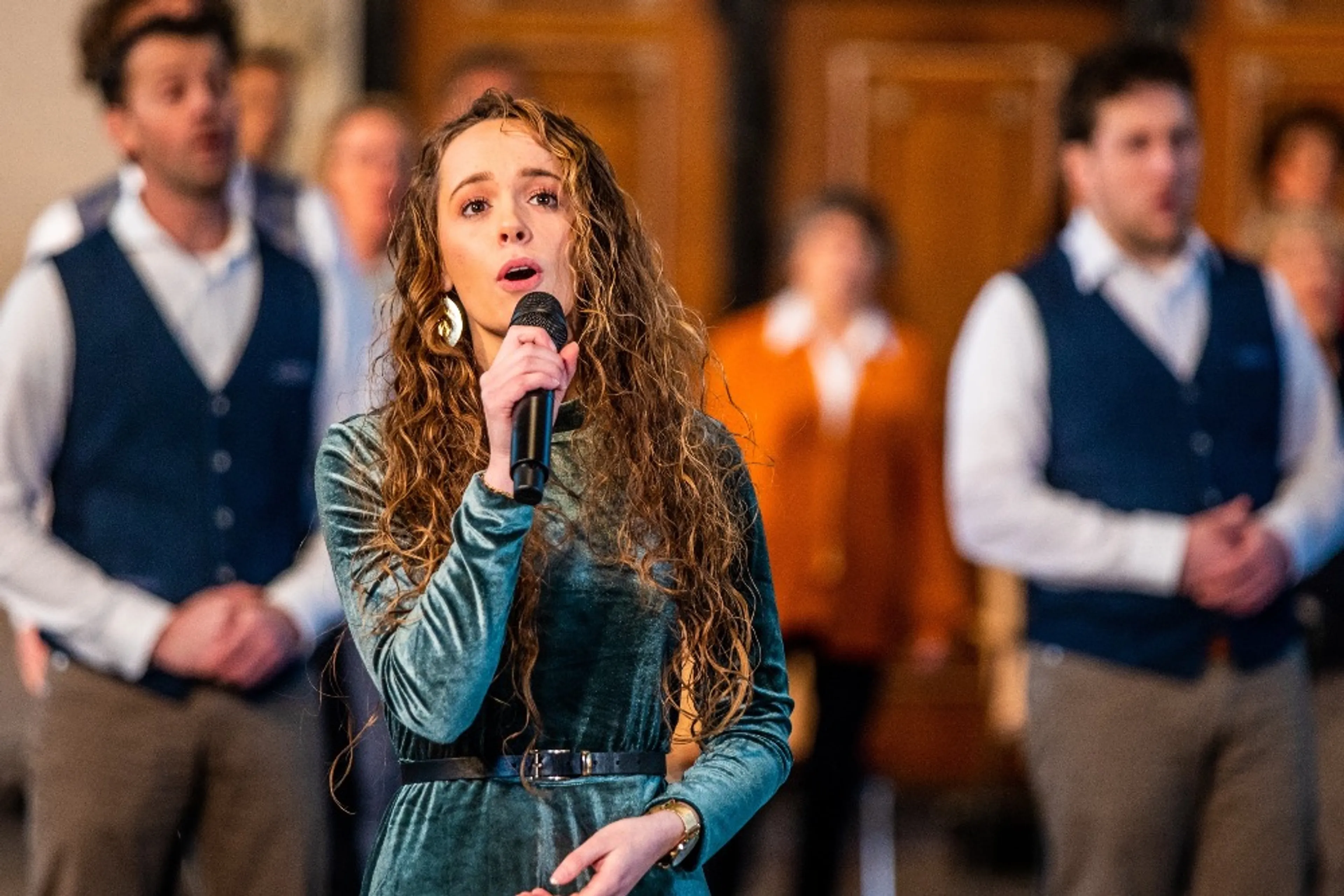 Voorproefje: ‘Heer, ik hoor van rijke zegen’ gezongen Tenira Sturm, Mannenensemble Espressione en The Choir Company